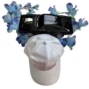 Isa & Stef NWOT Baseball Cap Women OS